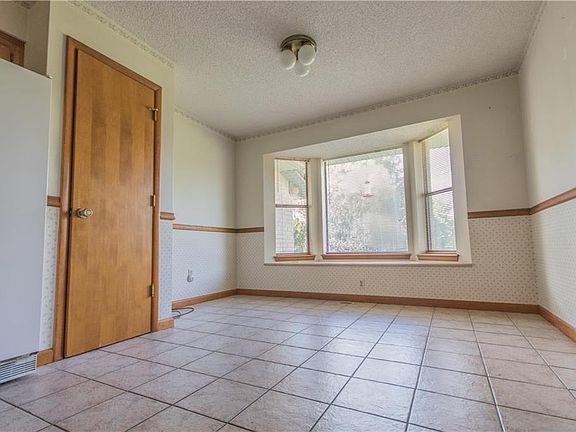 5th image of 1008 Little Flock Dr