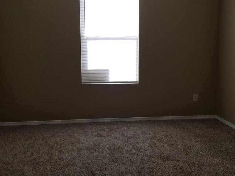 3611 Middlepark Ct — Photo 12