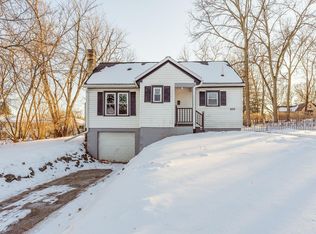 950 2nd St, Baraboo, WI 53913