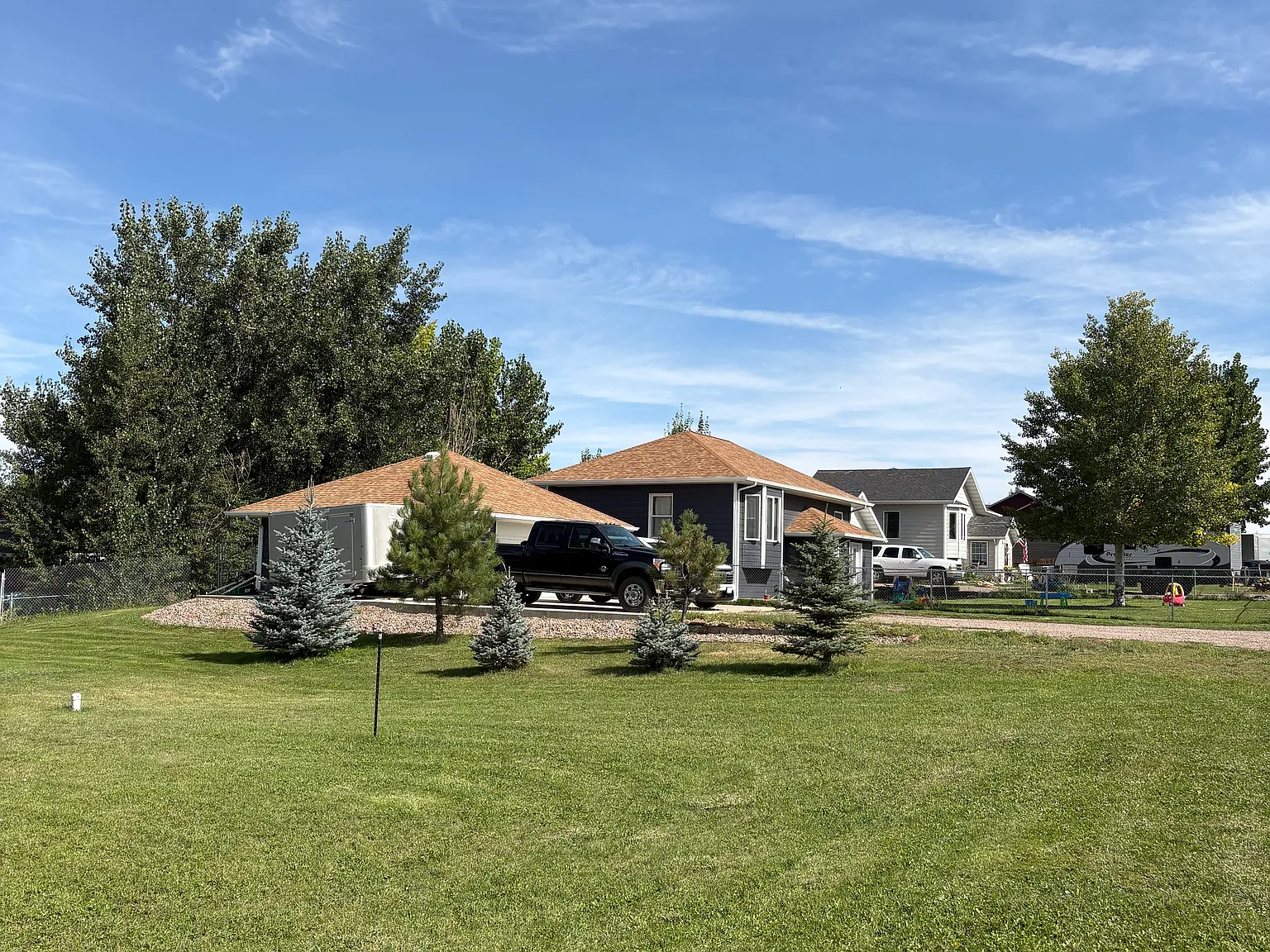 4 bed, 1744 sqft, $2,250 — Photo 3