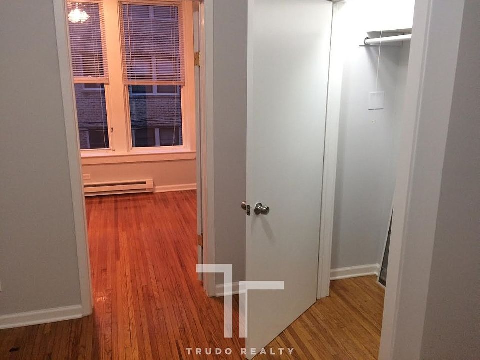 1st image of 1456 W Fargo Ave #1456102