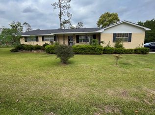 1807 Sunset Dr, Douglas, GA 31535