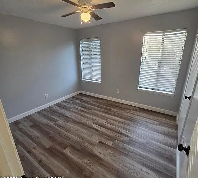 3585 Sable Palm Ln E #E — Photo 6