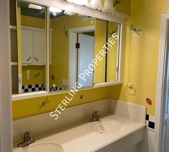 2309 SW 82nd St — Photo 22