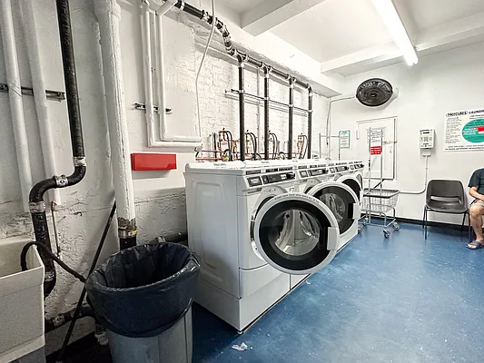 Rented by Oxford Property Group | media 12