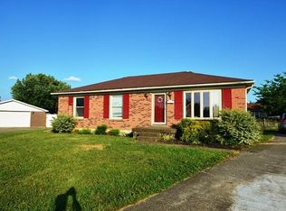 7617 Aluma Ln, Louisville, KY 40214