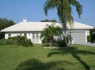1933 Pebble Beach Ct, Venice, FL 34293