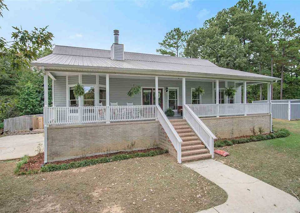 1st image of 205 Jones Dr