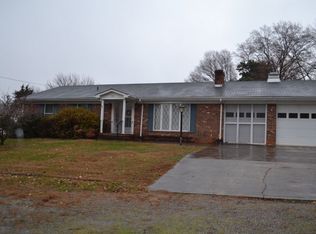 201 Power St, Gretna, VA 24557