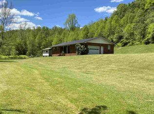 2473 Deer Pen Rd, Lesage, WV 25537