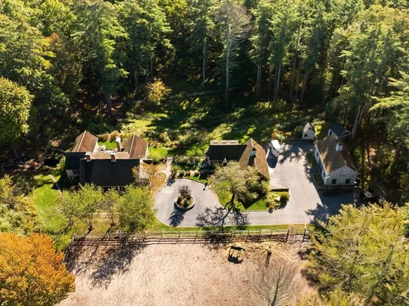 552 Forest St, Marshfield, MA 02050