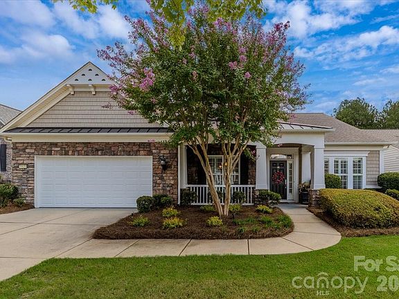 2nd image of 39650 Rosebay Ct