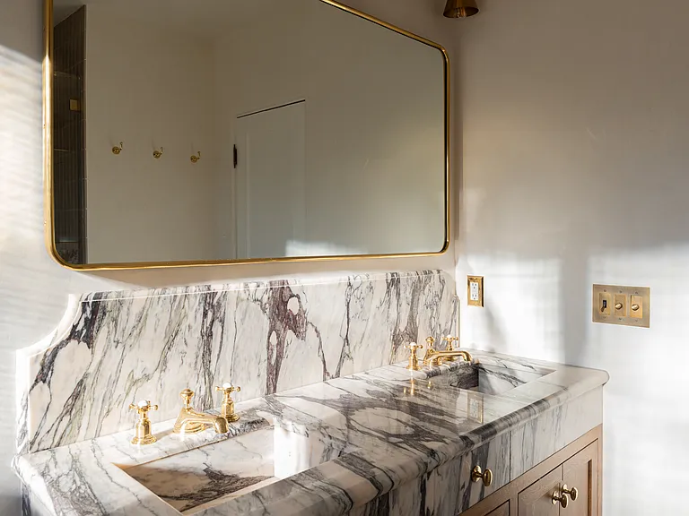 255 S Sierra Bonita Ave — Photo 8