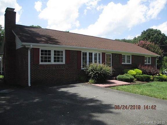 3rd image of 1931 Silver Creek Dr #39