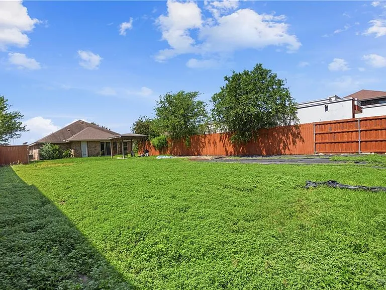 5008 W Sycamore Ave — Photo 20