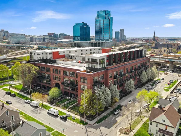 600 Broadway Ave NW APT 203, Grand Rapids, MI 49504