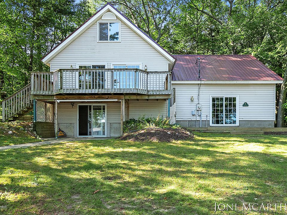 1st image of 8475 Brower Lake Dr NE
