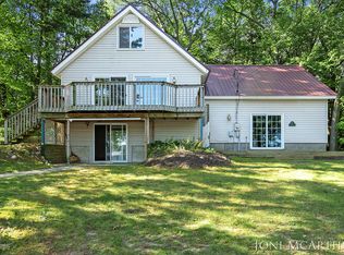 8475 Brower Lake Dr NE, Rockford, MI 49341