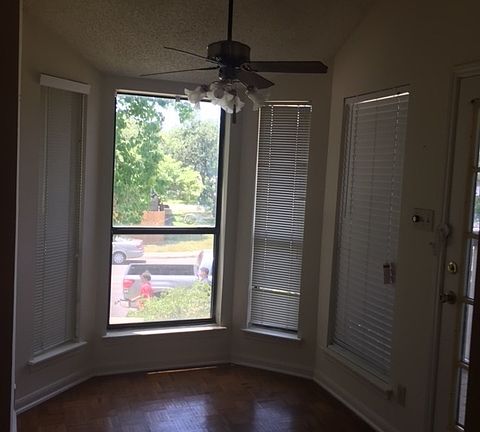 5th image of 4839 Brandeis St #A122
