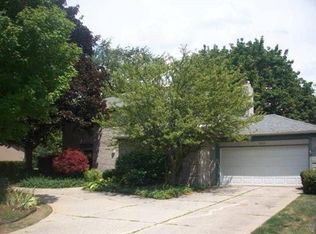 29660 Mayfair Rd, Farmington Hills, MI 48331