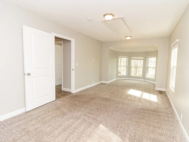 3629 Thrushwood Dr — Photo 9