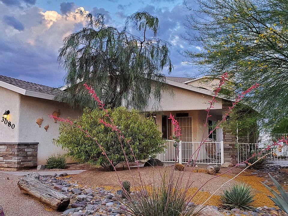 1st image of 3080 Shoshone Dr #101