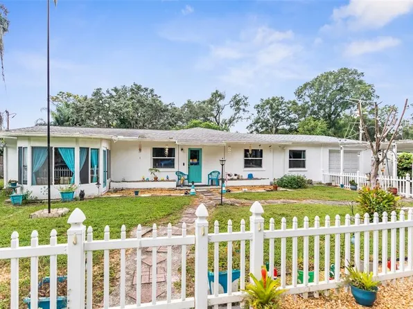 303 HOFFMAN BOULEVARD, TAMPA, FL 33612