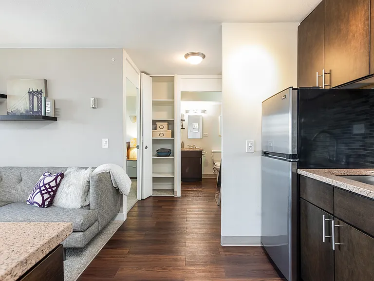 Baker Tower Apartments — Photo 7