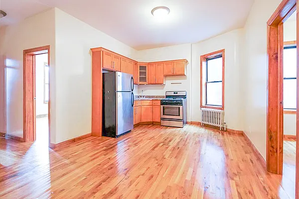 Rented by MySpaceNYC | media 7