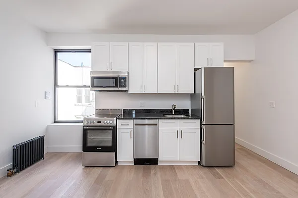 Rented by Nooklyn NYC LLC | media 31