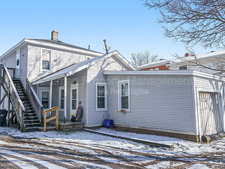 412 E Prairie St #3 — Photo 15