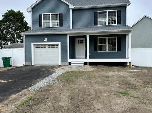 19 Betsey Williams Dr, Warwick, RI 02889