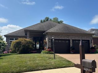 2233 Championship Dr, Evansville, IN 47725