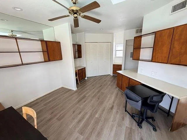 1 bed, 1.0 bath, 420 sqft, $800 — Photo 2