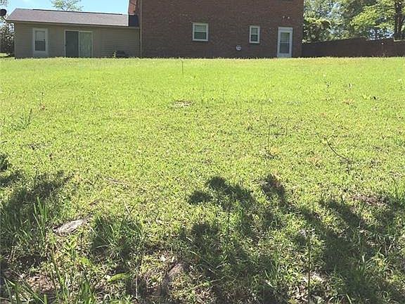 4th image of 102 Woodland Dr
