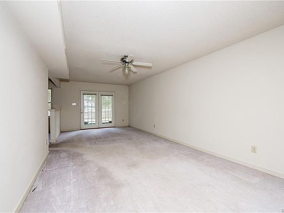 4th image of 4000 Old Cheshire Dr