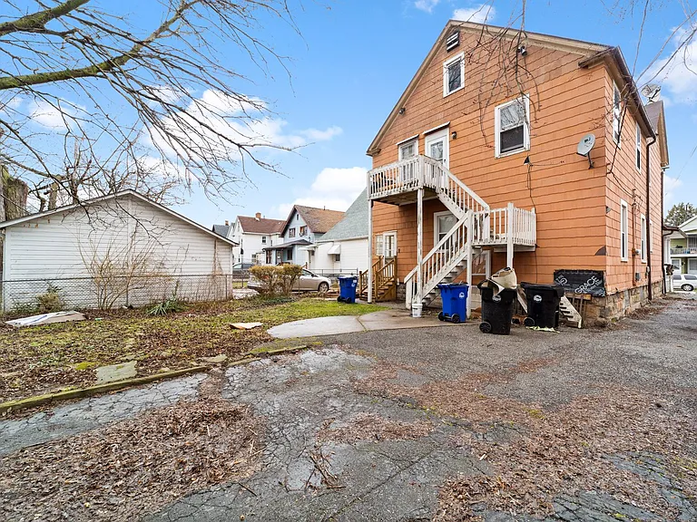 9811 Marietta Avenue — Photo 22