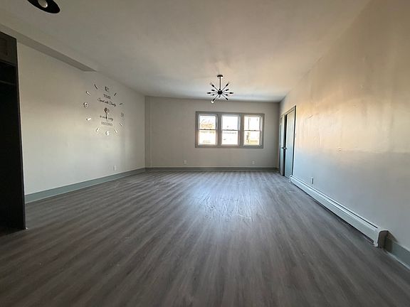 2nd image of 1607 Kennedy Blvd #2