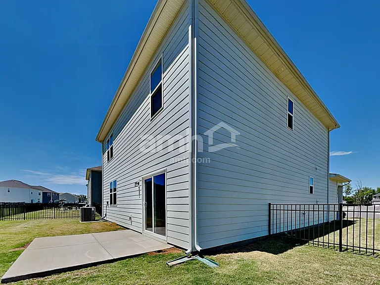 5223 Valor Dr — Photo 29