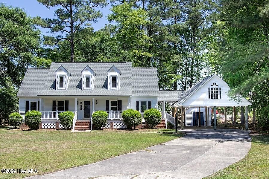 1st image of 212 N Wedgewood Drive