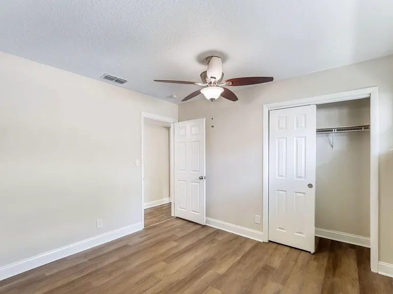 4822 Kingsbury St #1 — Photo 9