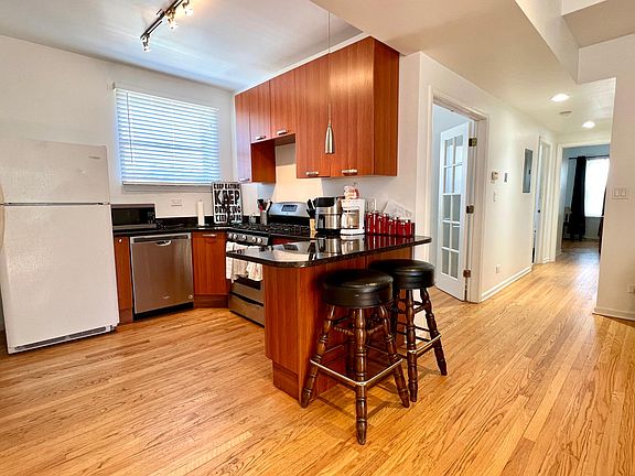 4th image of 5715 N Kimball Ave APT 3S