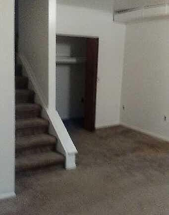 3rd image of 34633 Brush St