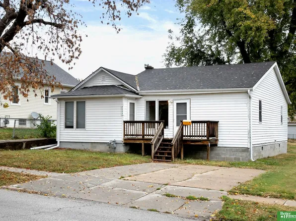 4005 S 36th St, Omaha, NE 68107