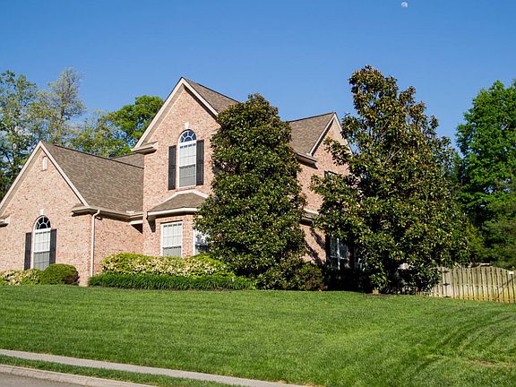 2nd image of 10214 Canton Place Ln