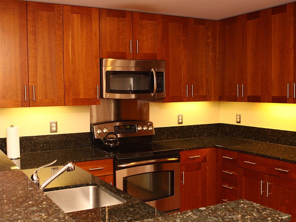 1st image of 350 Broderick St APT 400