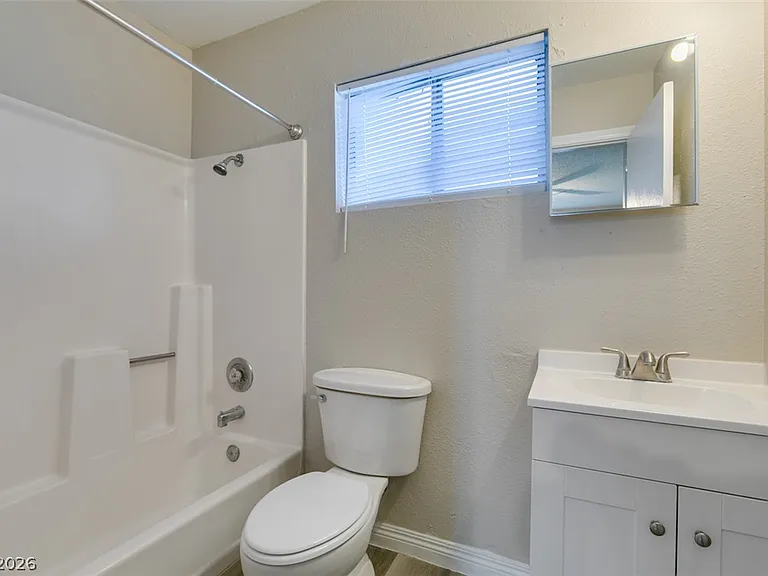5806 Dodd St #D — Photo 26