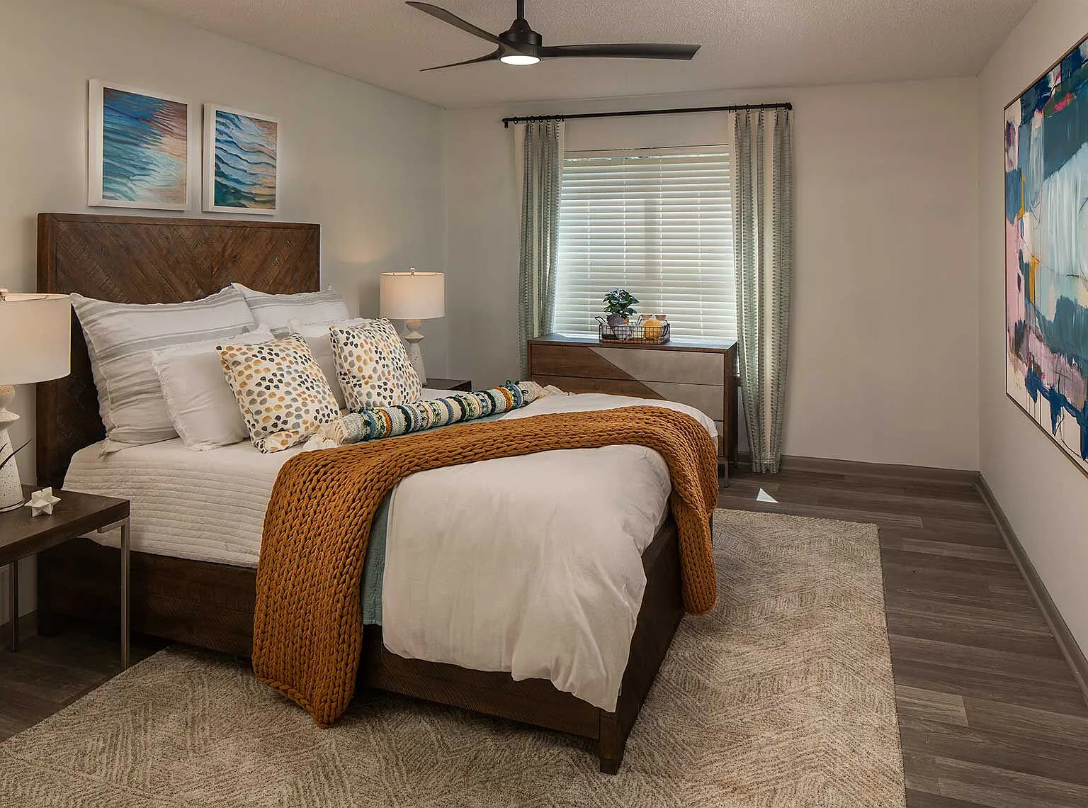The Oakley Apartments — Photo 3