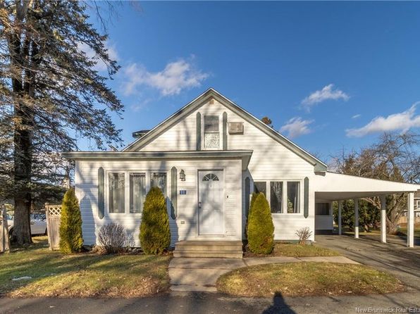 11 Maple St, Florenceville Bristol, NB E7L 3H1