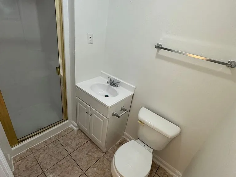 1512 Lake Ave — Photo 7